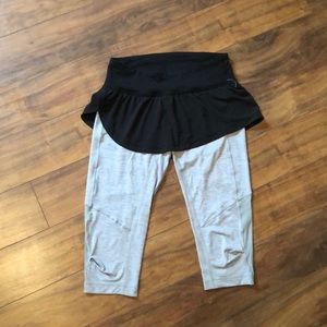 Lululemon leggings - “Spin it to win it”